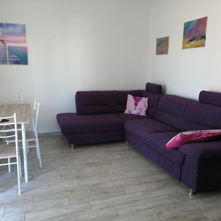 Apartmani Nevera Krk Town Luaran gambar