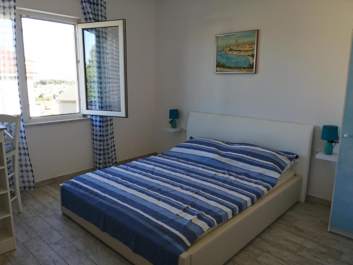 Apartmani Nevera Krk Town Luaran gambar